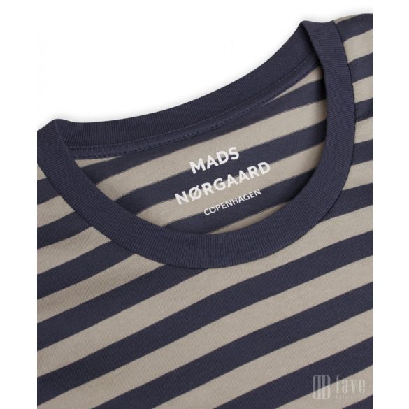 Mads Nørgaard ● Favorite Midi Thor ● sötétkék és szürke csíkos rövid ujjú póló
