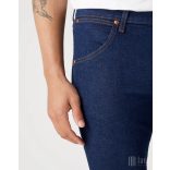 Wrangler ● 11MWZ ● sötétkék farmernadrág