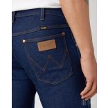 Wrangler ● 11MWZ ● sötétkék farmernadrág