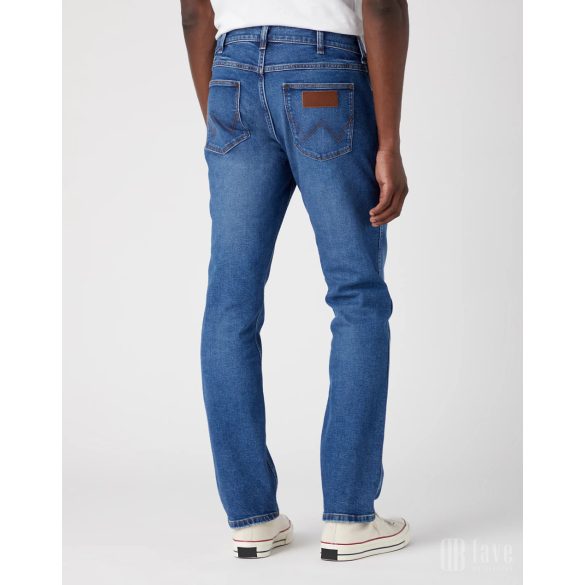 Wrangler ● Greensboro ● kék koptatott farmernadrág