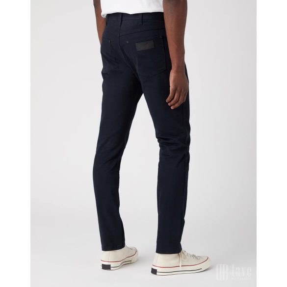 Wrangler ● Larston ● fekete nadrág