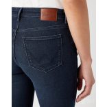 Wrangler ● Skinny ● sötétkék farmernadrág