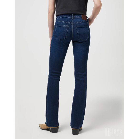 Wrangler ● Bootcut ● sötétkék farmernadrág