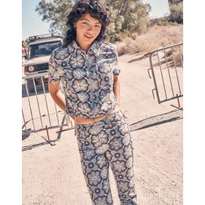 Wrangler ● Shirt Jacket ● kék mintás rövid ujjú farmerdzseki