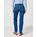 Wrangler ● Straight ● középkék egyenes szárú farmernadrág