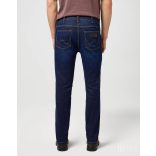 Wrangler ● Greensboro ● sötétkék enyhén koptatott farmernadrág 