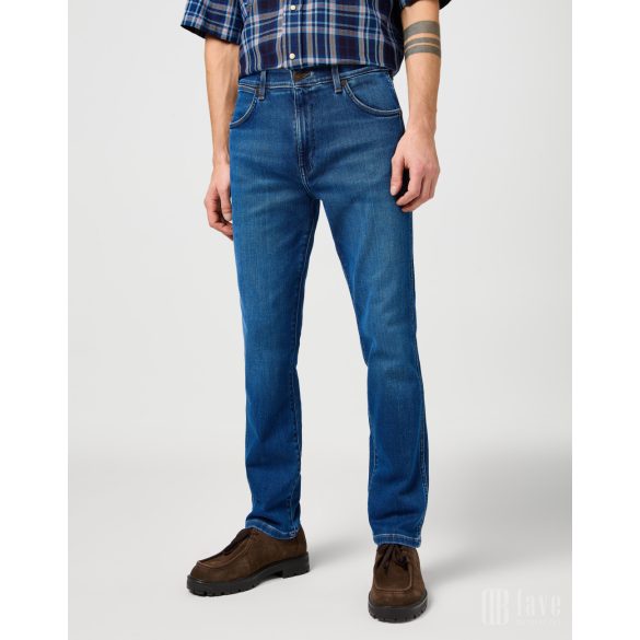 Wrangler ● Larston ● kék koptatott farmernadrág 