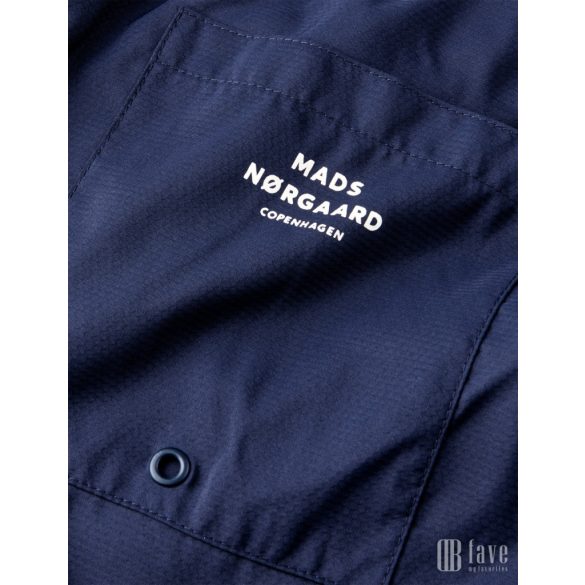 Mads Nørgaard ● Sea Sandro ● éjkék fürdősort