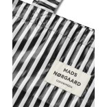 Mads Nørgaard ● Sacky Metallic Atoma ● fekete fehér csíkos táska