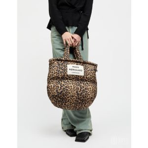 Mads Nørgaard ● Light Ripstop Pillow Aop Bag ● leopárd mintás párnatáska