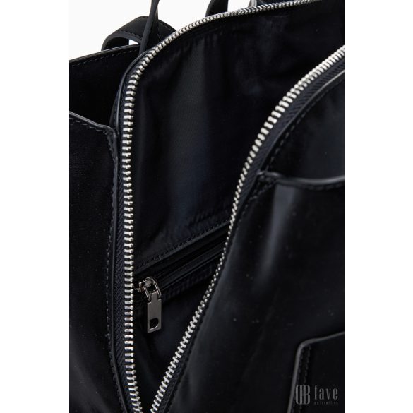 Desigual ● Backpack medium ● fekete színű zsebesközepes hátizsák