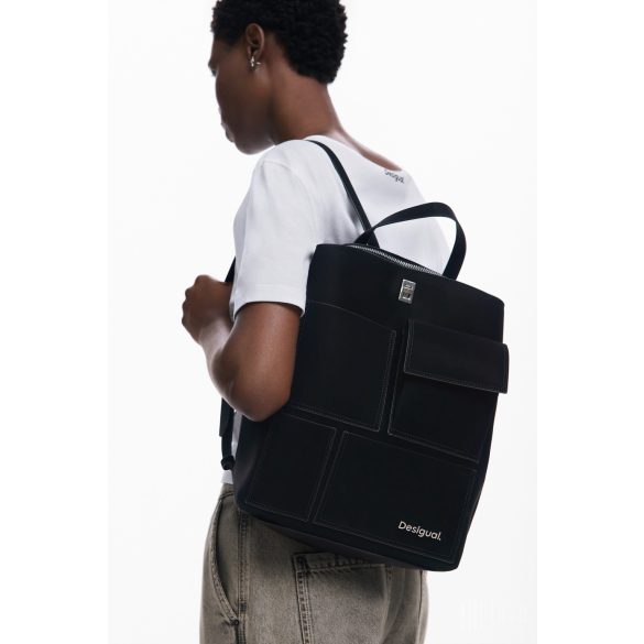 Desigual ● Backpack medium ● fekete színű zsebesközepes hátizsák