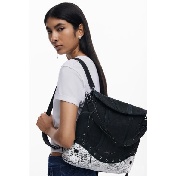 Desigual ● Backpack medium ● fekete kigyómintás közepes hátizsák