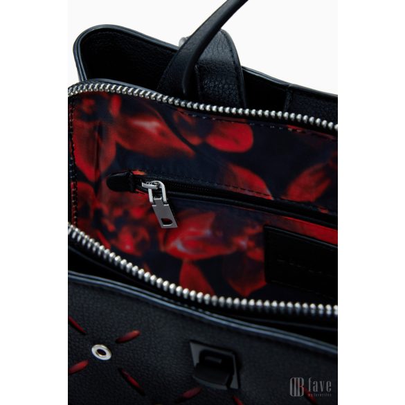 Desigual ● Backpack mini ● fekete színű szegecses mini hátizsák