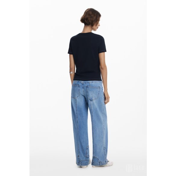 Desigual ● T-Shirt ● fekete mintás rövid ujjú póló