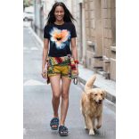 Desigual ● T-Shirt ● kék virágmintás rövid ujjú póló