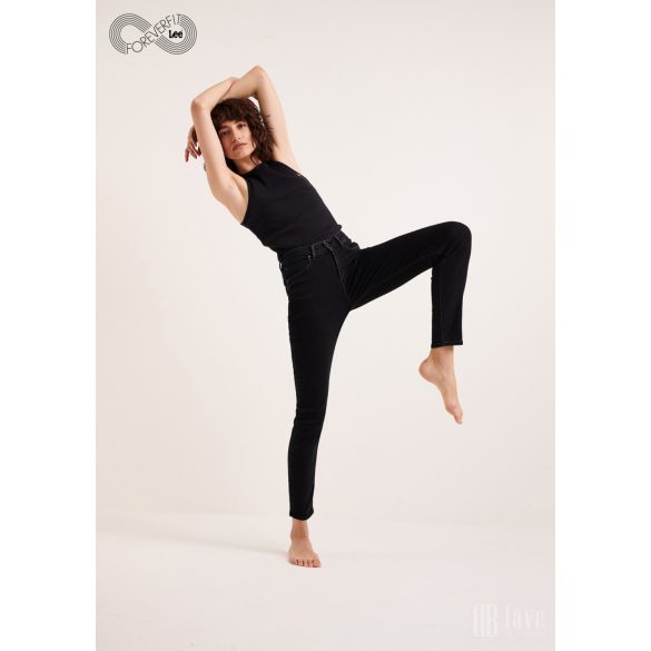 Lee ● Foreverfit ● fekete skinny farmer
