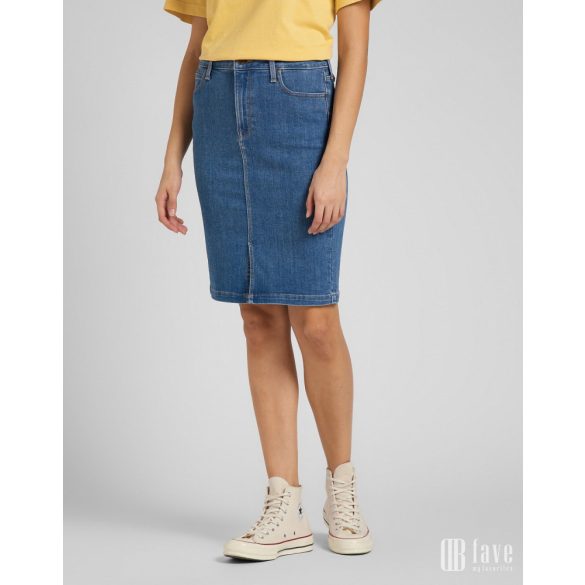 Lee ● Pencil Skirt ● középkék midi farmerszoknya