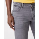 Wrangler ● Texas Slim ● világosszürke koptatott farmernadrág