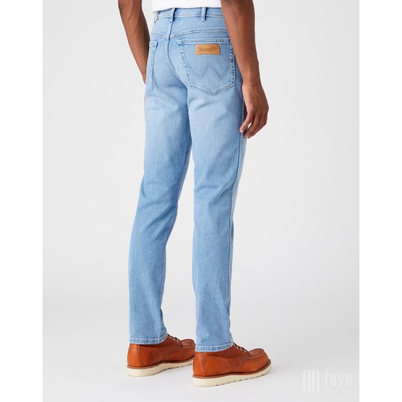 Wrangler ● Texas Slim ● világoskék koptatott farmernadrág