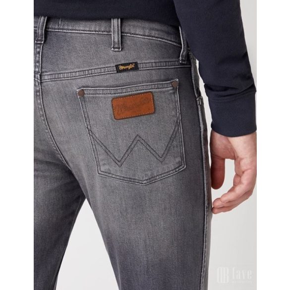 Wrangler ● Larston ● szürke koptatott farmernadrág (Heritage)