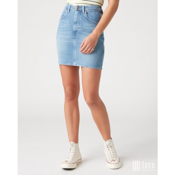 Wrangler ● MOM Skirt ● világoskék midi farmerszoknya