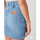 Wrangler ● MOM Skirt ● világoskék midi farmerszoknya