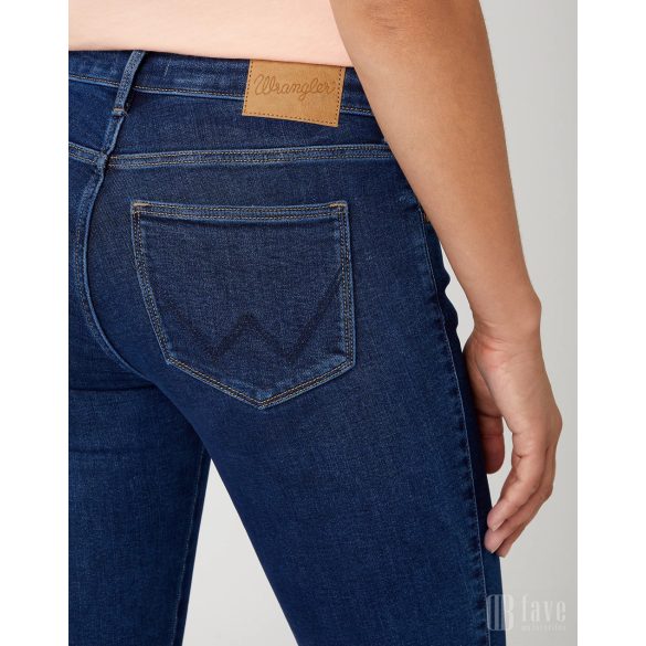 Wrangler ● Skinny ● sötétkék koptatott farmernadrág
